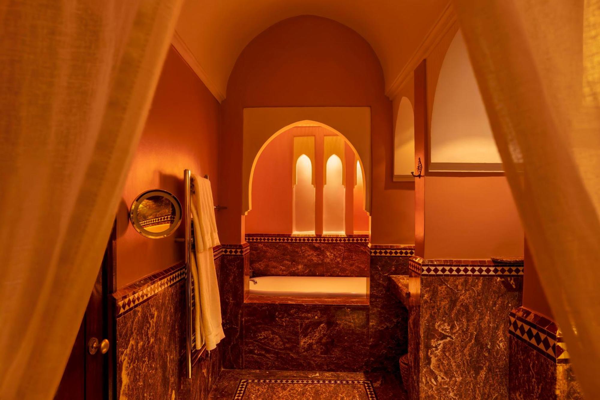 Kasbah Tamadot - Sir Richard Branson'S Moroccan Retreat アニ エクステリア 写真